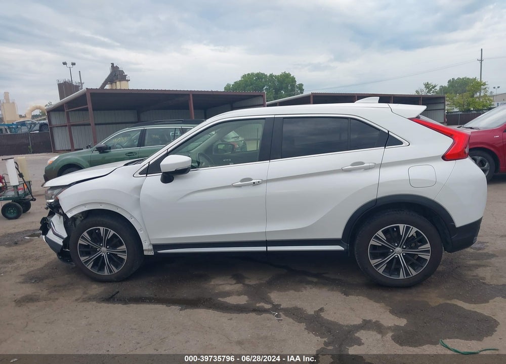 2018 MITSUBISHI ECLIPSE CROSS SE/SEL VIN: JA4AT5AA5JZ064607