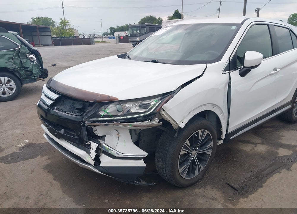 2018 MITSUBISHI ECLIPSE CROSS SE/SEL VIN: JA4AT5AA5JZ064607
