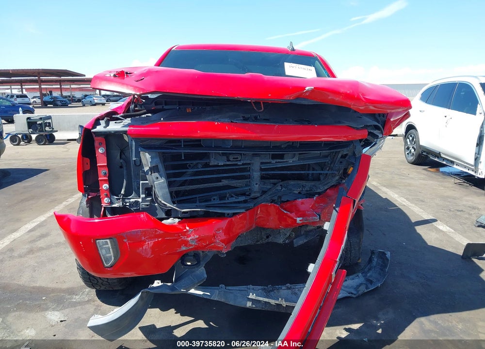 2018 CHEVROLET SILVERADO 1500 2LT VIN: 3GCUKREC8JG439432
