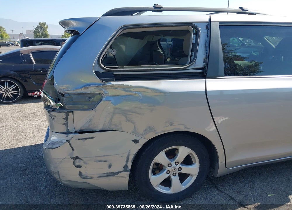 2011 TOYOTA SIENNA LE V6 VIN: 5TDKK3DC3BS173262