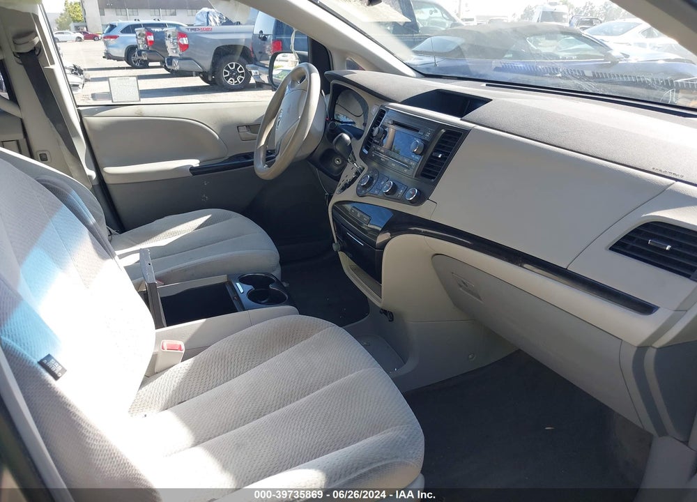 2011 TOYOTA SIENNA LE V6 VIN: 5TDKK3DC3BS173262