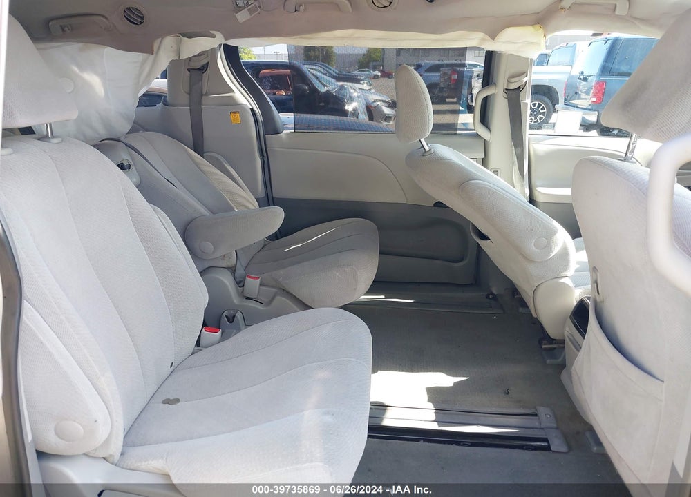2011 TOYOTA SIENNA LE V6 VIN: 5TDKK3DC3BS173262