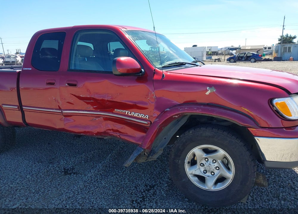 2001 TOYOTA TUNDRA LTD V8 VIN: 5TBBT48121S158433