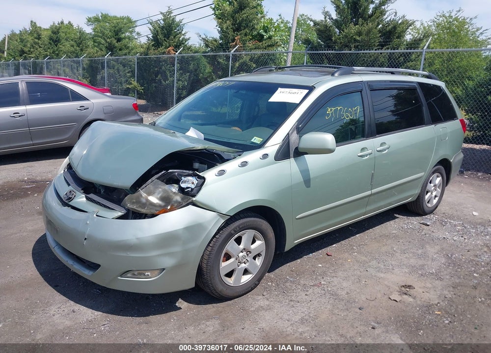 2008 TOYOTA SIENNA XLE VIN: 5TDZK22C78S120925