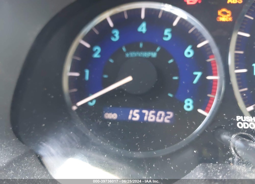 2008 TOYOTA SIENNA XLE VIN: 5TDZK22C78S120925