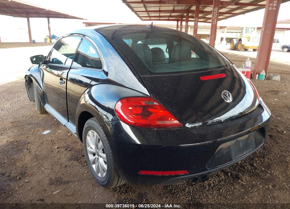 2015 VOLKSWAGEN BEETLE 1.8T FLEET EDITION VIN: 3VWF17AT7FM603216