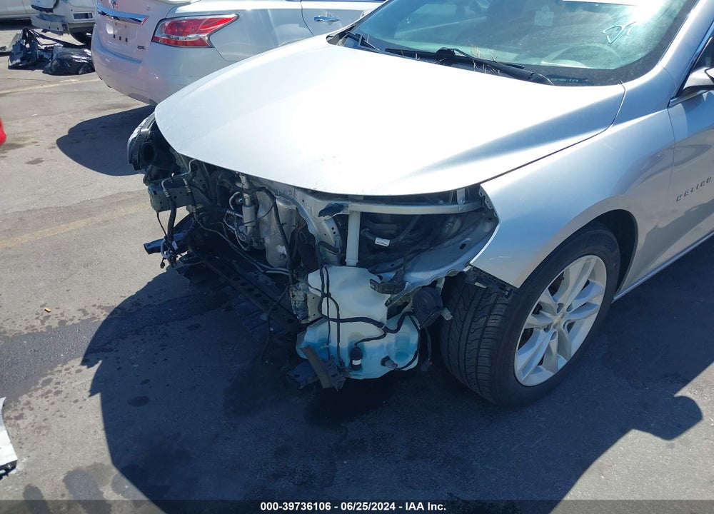 2018 CHEVROLET MALIBU LT VIN: 1G1ZD5ST3JF130524