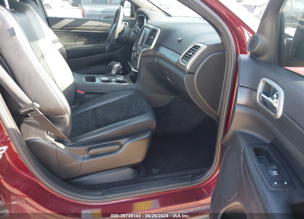 2017 JEEP GRAND CHEROKEE ALTITUDE 4X2 VIN: 1C4RJEAG0HC925580