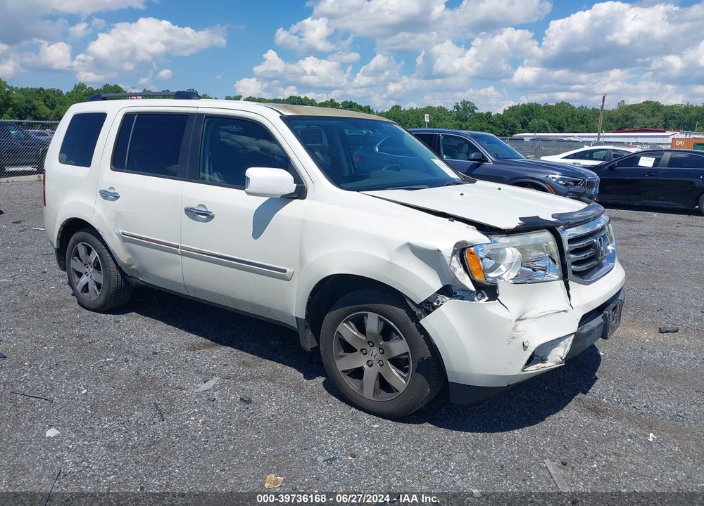 2015 HONDA PILOT TOURING VIN: 5FNYF4H97FB042896