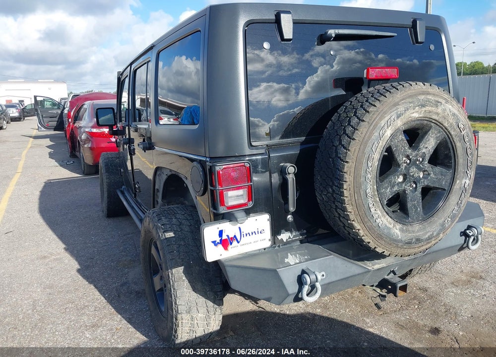 2016 JEEP WRANGLER UNLIMITED BLACK BEAR VIN: 1C4HJWDG5GL190350