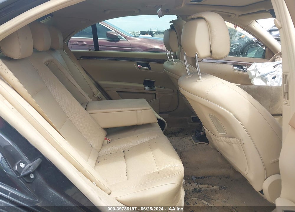 2012 MERCEDES-BENZ S 550 VIN: WDDNG9EB0CA468086
