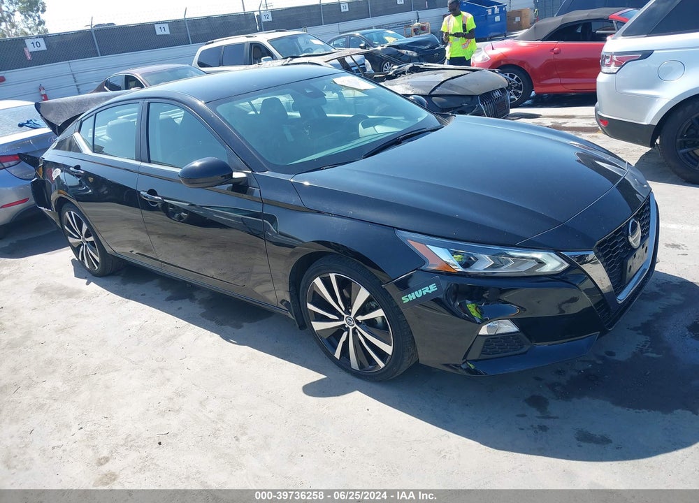 2022 NISSAN ALTIMA SR FWD VIN: 1N4BL4CVXNN368569