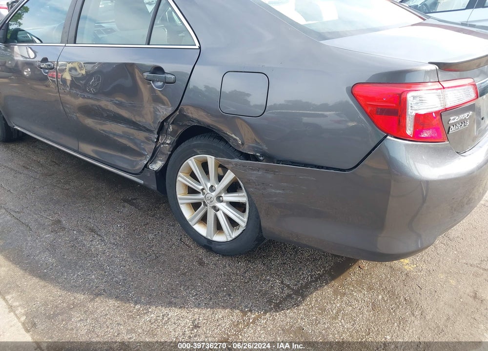 2014 TOYOTA CAMRY XLE VIN: 4T4BF1FK8ER388845