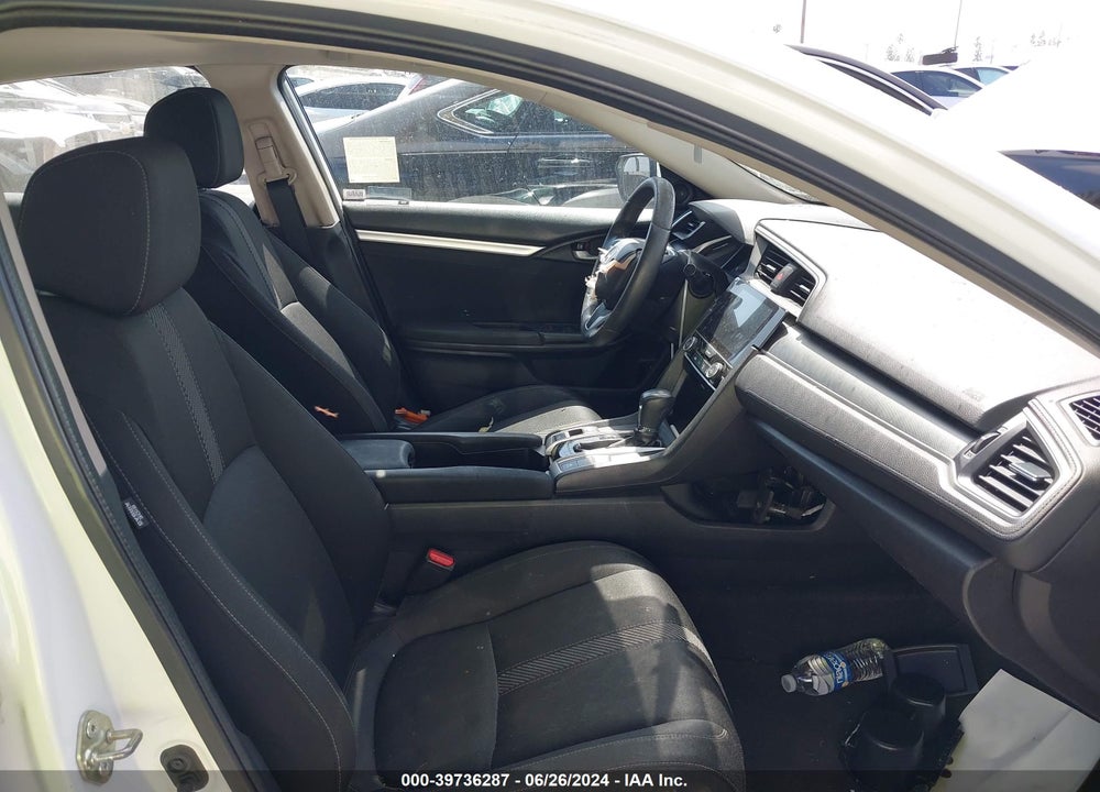 2018 HONDA CIVIC VIN: 2HGFC2F77JH501421