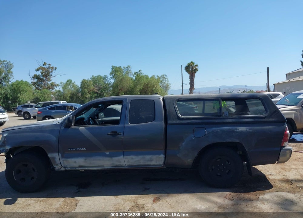 2015 TOYOTA TACOMA VIN: 5TFTX4CN8FX052113