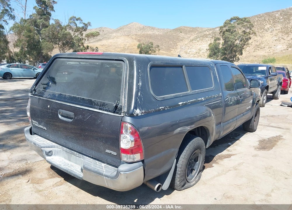 2015 TOYOTA TACOMA VIN: 5TFTX4CN8FX052113