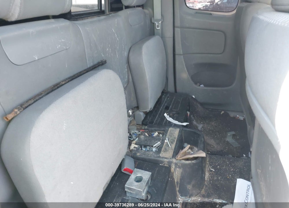 2015 TOYOTA TACOMA VIN: 5TFTX4CN8FX052113