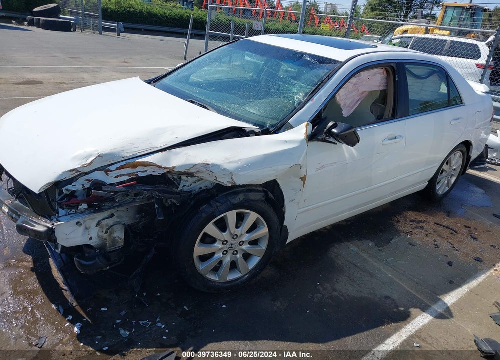 2007 HONDA ACCORD 3.0 EX VIN: 1HGCM66527A061136