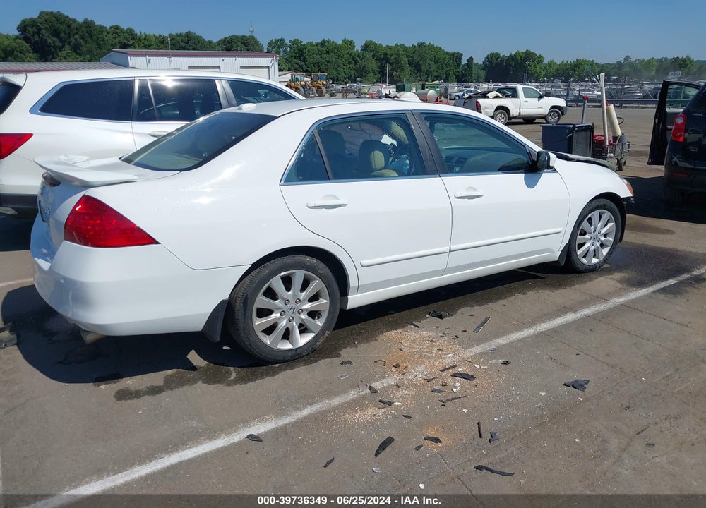 2007 HONDA ACCORD 3.0 EX VIN: 1HGCM66527A061136