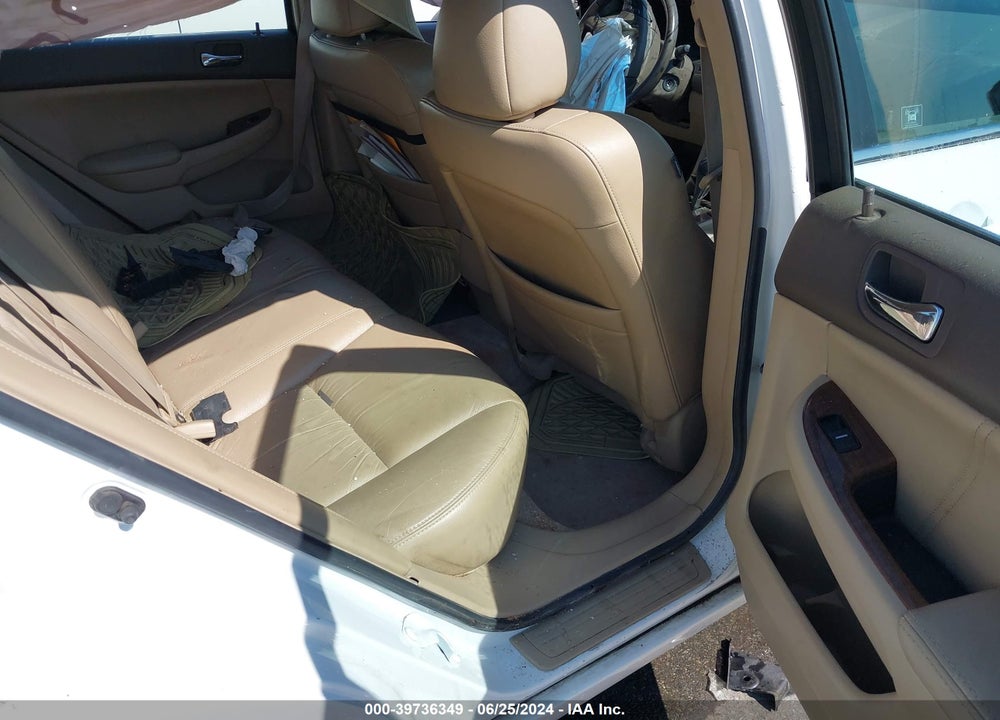 2007 HONDA ACCORD 3.0 EX VIN: 1HGCM66527A061136