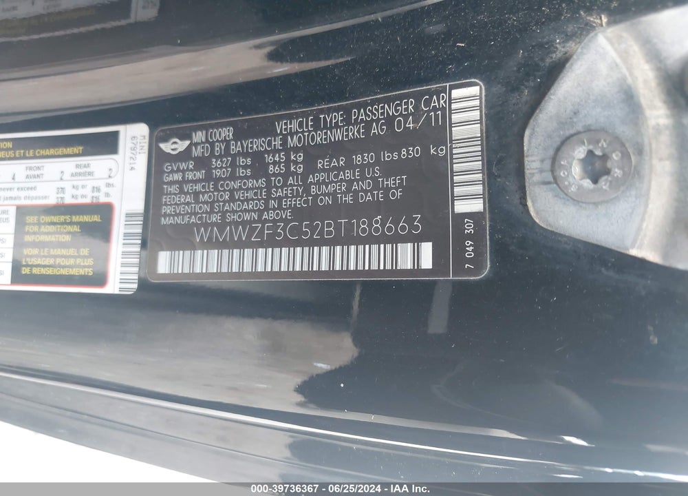 2011 MINI COOPER CLUBMAN VIN: WMWZF3C52BT188663