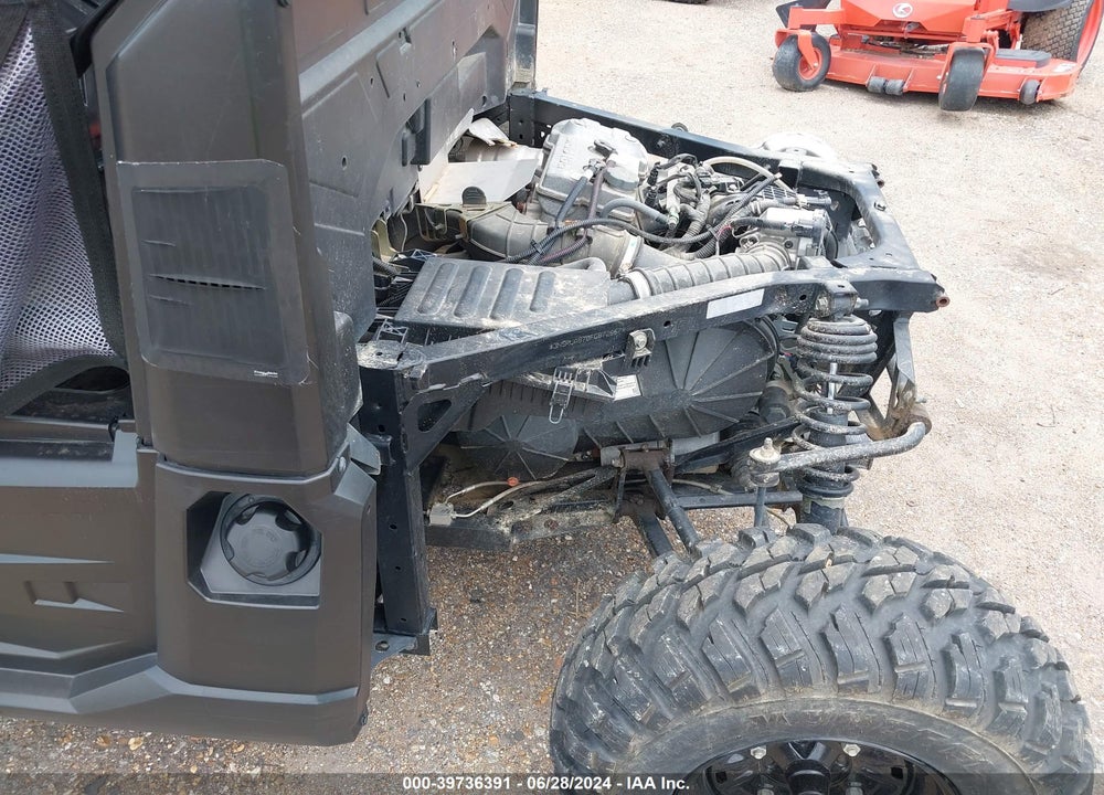 2015 POLARIS RANGER CREW 900 VIN: 3NSRUA870FG872667
