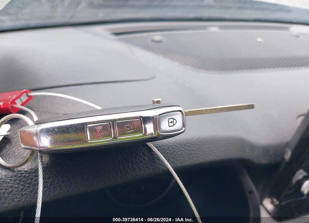 2022 KIA SELTOS LX VIN: KNDEPCAA3N7337223