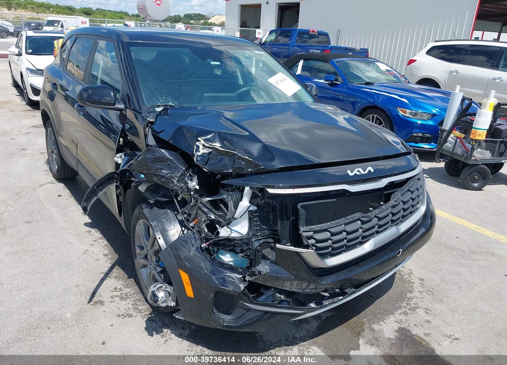 2022 KIA SELTOS LX VIN: KNDEPCAA3N7337223