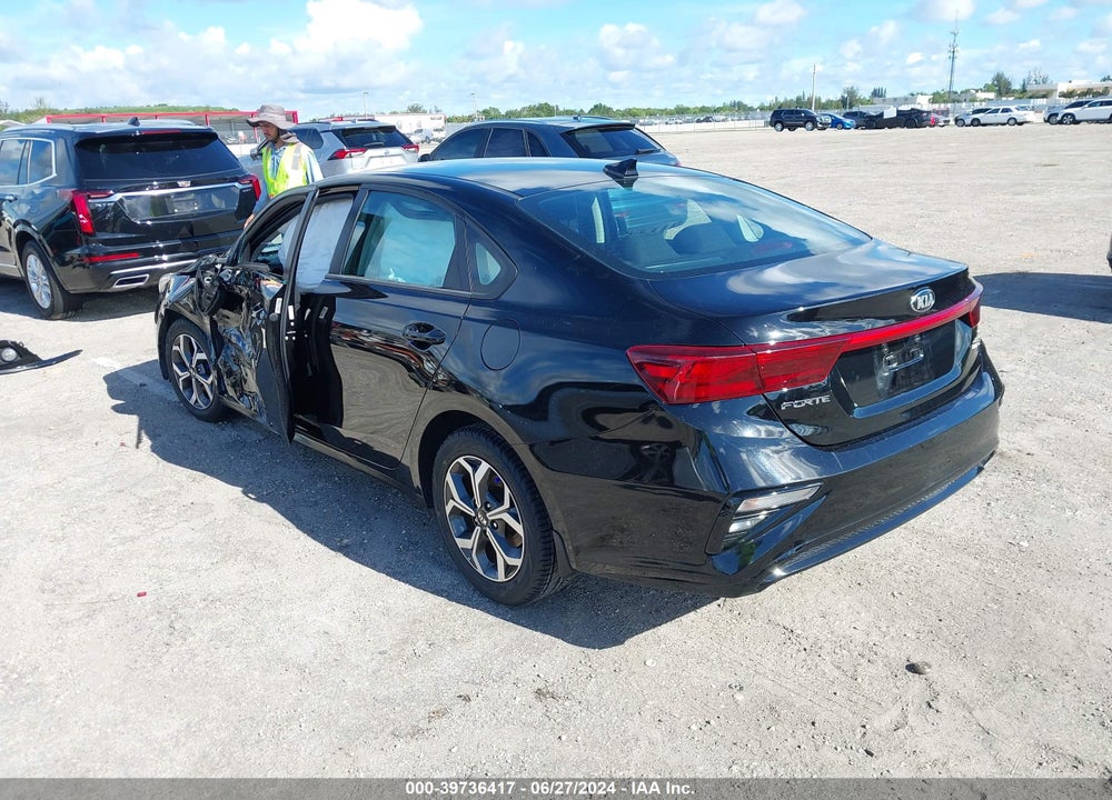 2021 KIA FORTE LXS VIN: 3KPF24AD5ME332445