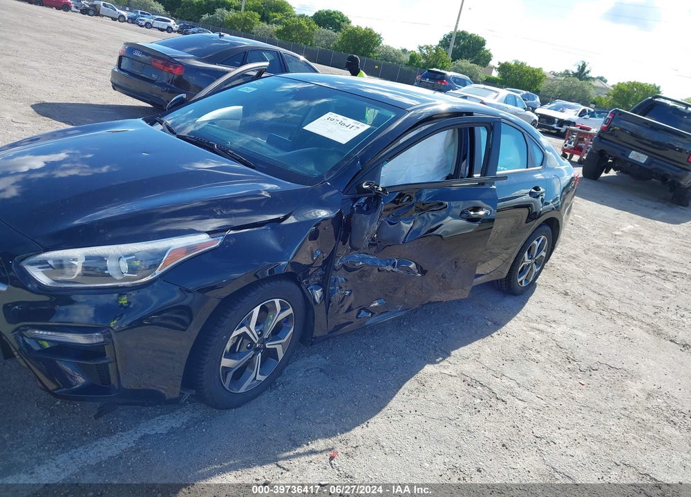 2021 KIA FORTE LXS VIN: 3KPF24AD5ME332445