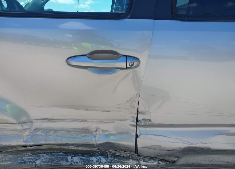 2019 TOYOTA TACOMA SR V6 VIN: 3TMCZ5AN6KM262096