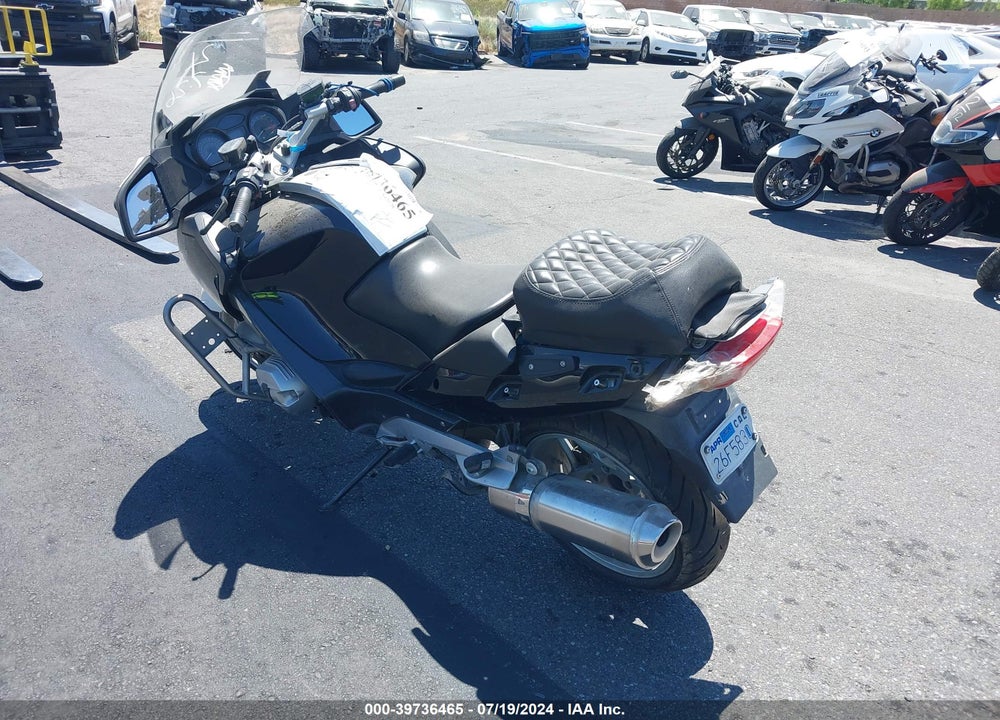 2011 BMW R1200 RT VIN: WB1044006BZW19452