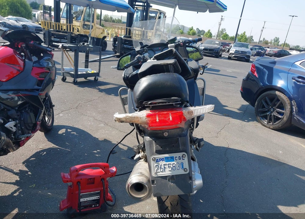 2011 BMW R1200 RT VIN: WB1044006BZW19452