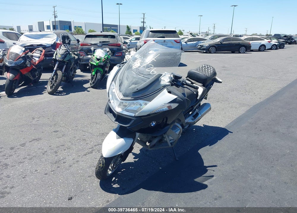 2011 BMW R1200 RT VIN: WB1044006BZW19452