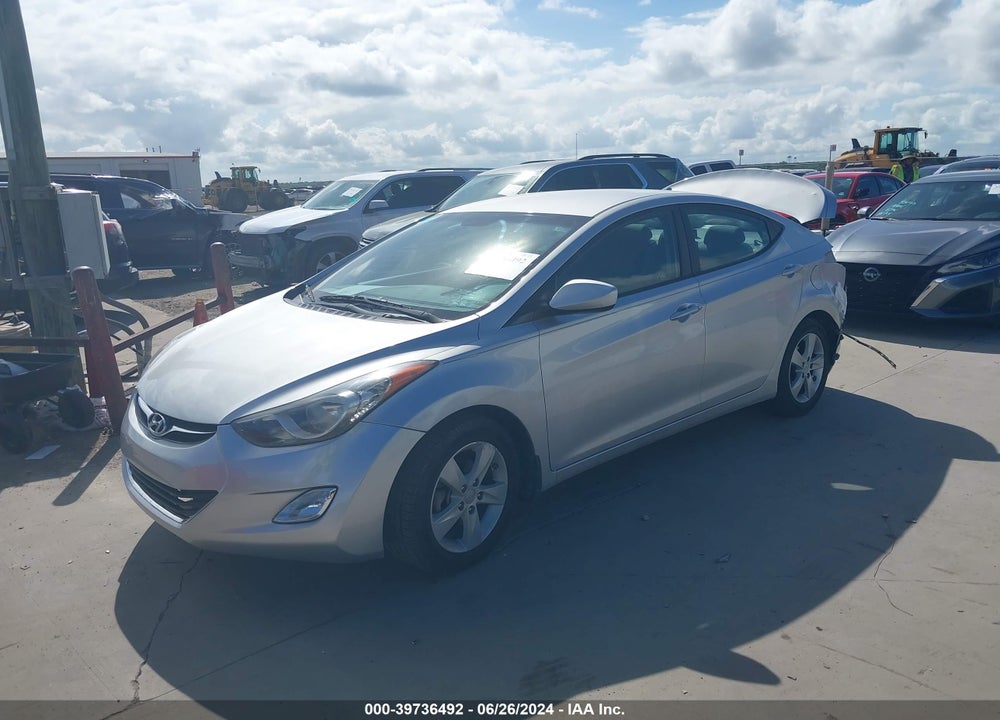 2013 HYUNDAI ELANTRA GLS VIN: KMHDH4AE1DU628588