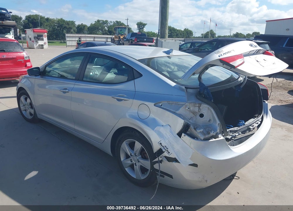 2013 HYUNDAI ELANTRA GLS VIN: KMHDH4AE1DU628588