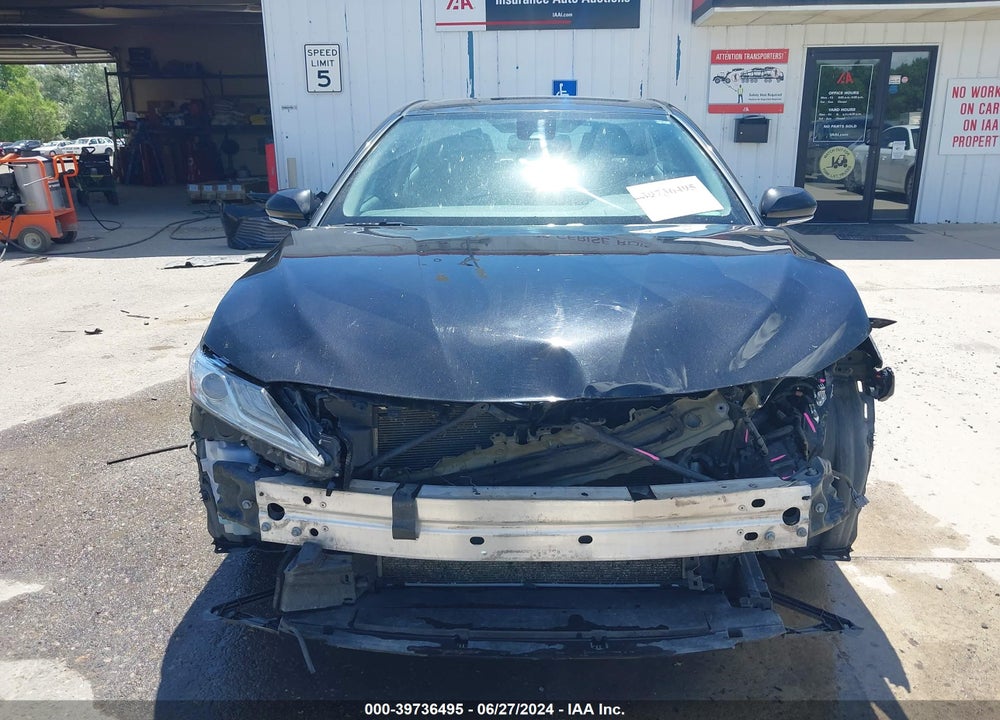 2020 TOYOTA CAMRY XLE VIN: 4T1F11AK7LU351090