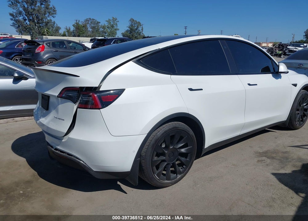 2021 TESLA MODEL Y LONG RANGE DUAL MOTOR ALL-WHEEL DRIVE VIN: 5YJYGDEEXMF233059