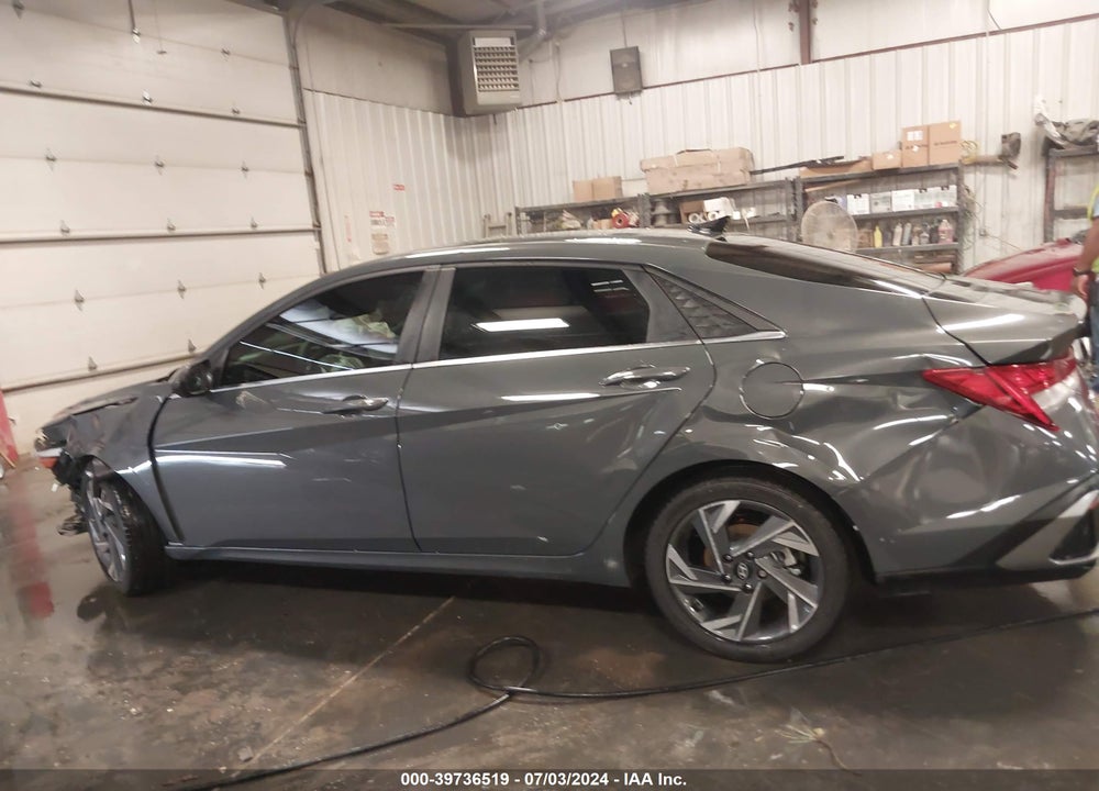 2024 HYUNDAI ELANTRA SEL VIN: KMHLS4DG3RU718195