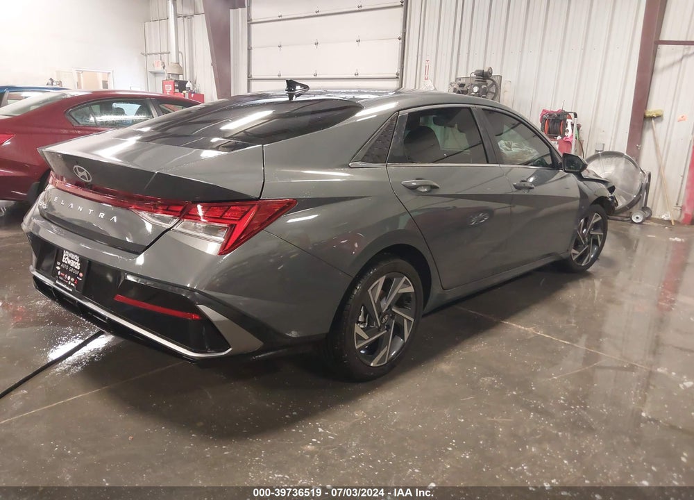 2024 HYUNDAI ELANTRA SEL VIN: KMHLS4DG3RU718195