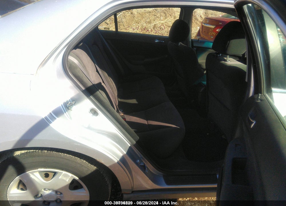 2005 HONDA ACCORD 2.4 LX VIN: 1HGCM56475A064192