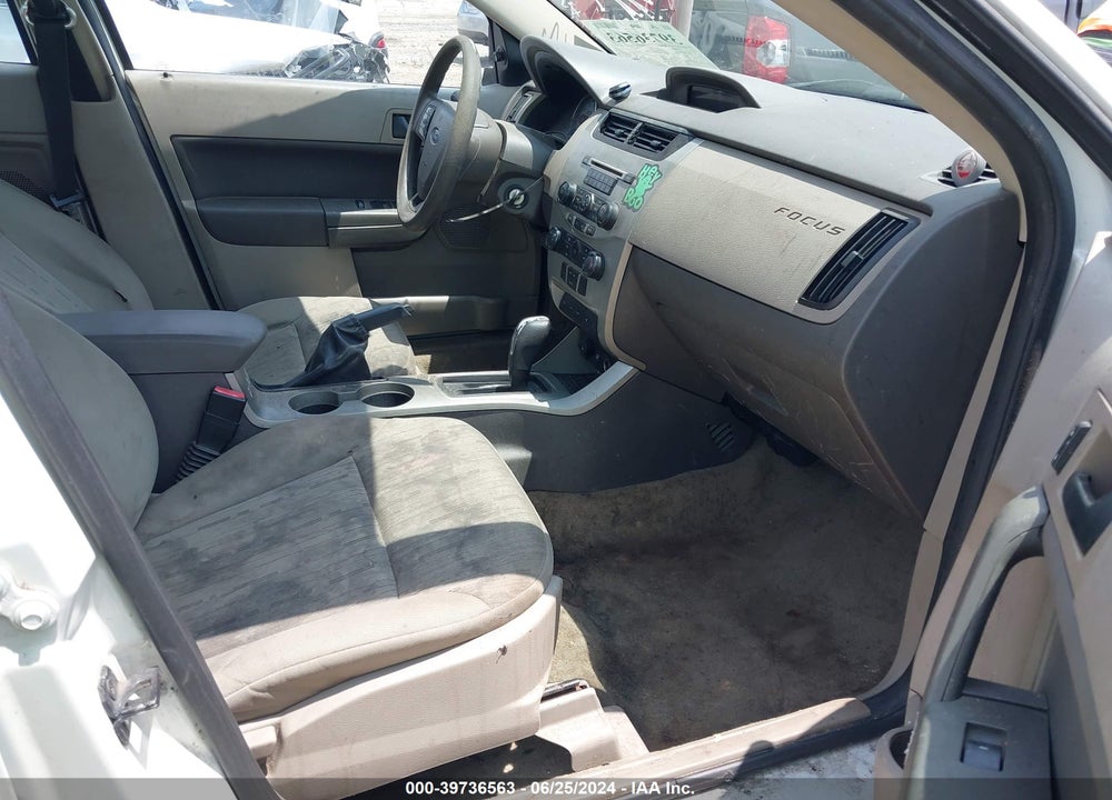 2011 FORD FOCUS SE VIN: 1FAHP3FN5BW183422