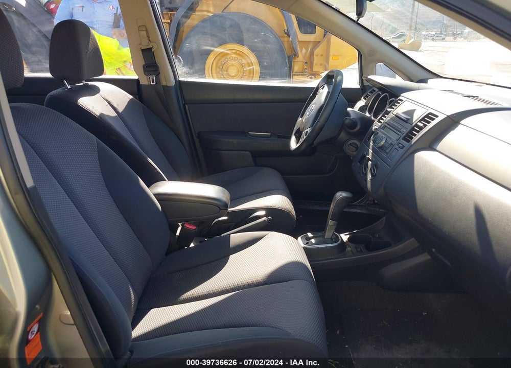2008 NISSAN VERSA 1.8SL VIN: 3N1BC13EX8L428625