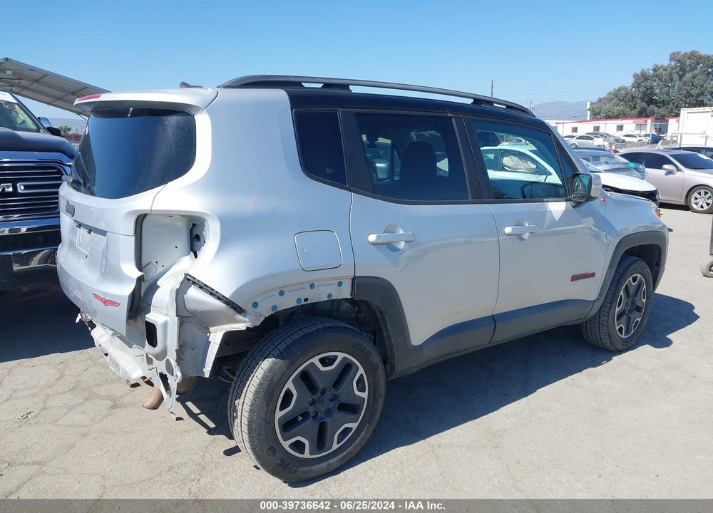 2015 JEEP RENEGADE TRAILHAWK VIN: ZACCJBCT3FPB79813