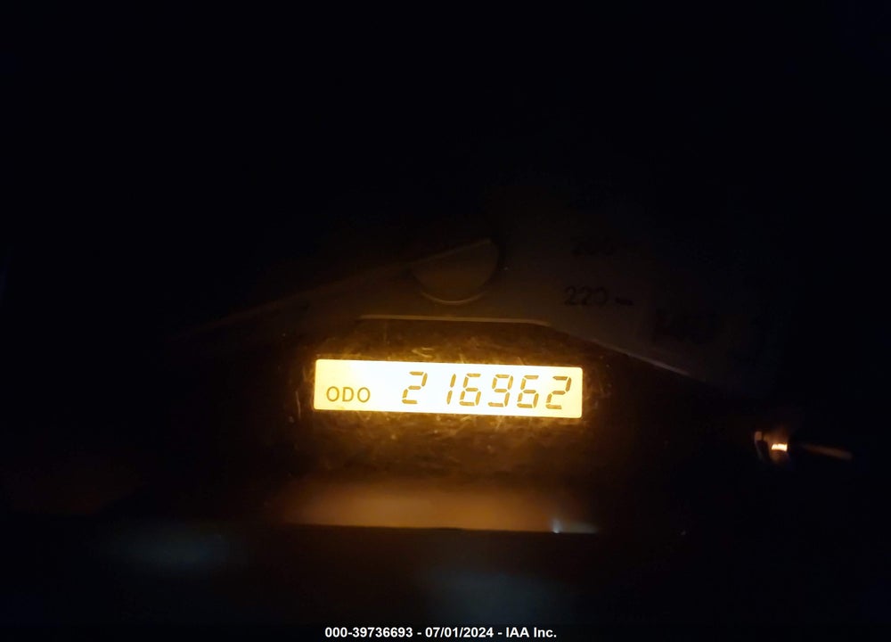 2007 SCION TC VIN: JTKDE177X70162393