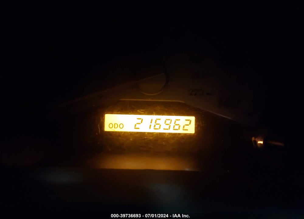 2007 SCION TC VIN: JTKDE177X70162393