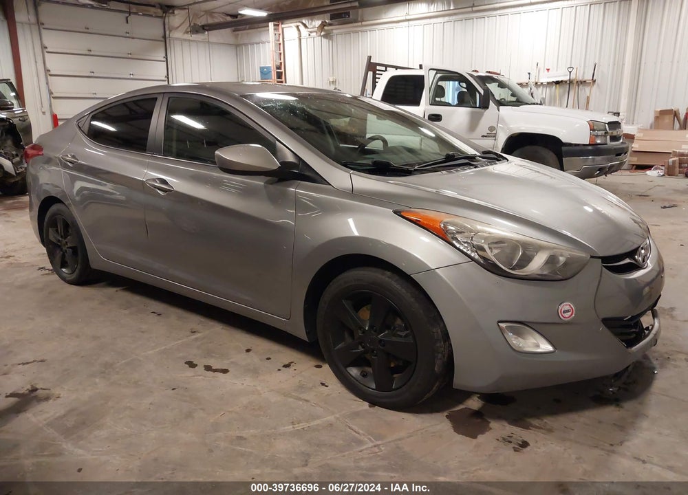 2013 HYUNDAI ELANTRA GLS VIN: KMHDH4AE3DU523969