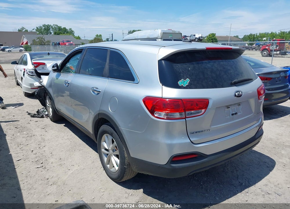 2016 KIA SORENTO 2.4L L VIN: 5XYPG4A38GG115881