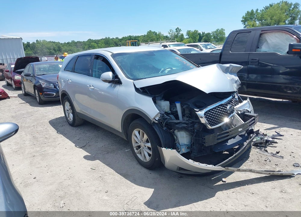 2016 KIA SORENTO 2.4L L VIN: 5XYPG4A38GG115881