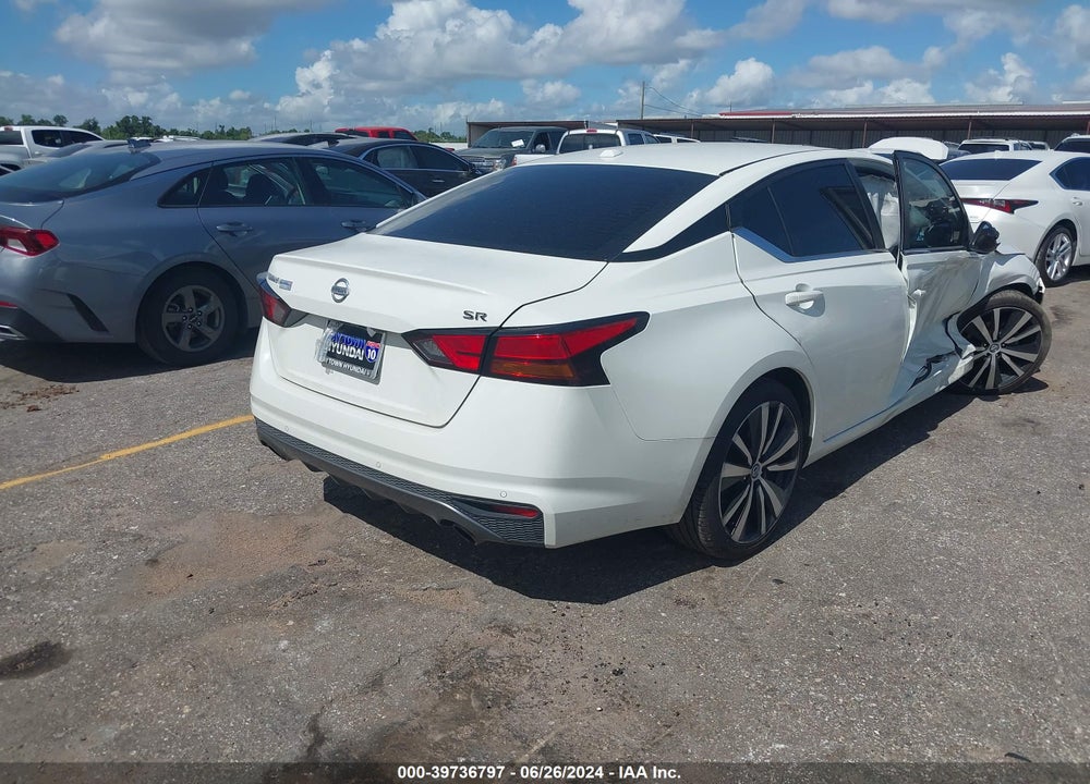 2022 NISSAN ALTIMA SR FWD VIN: 1N4BL4CV5NN389278
